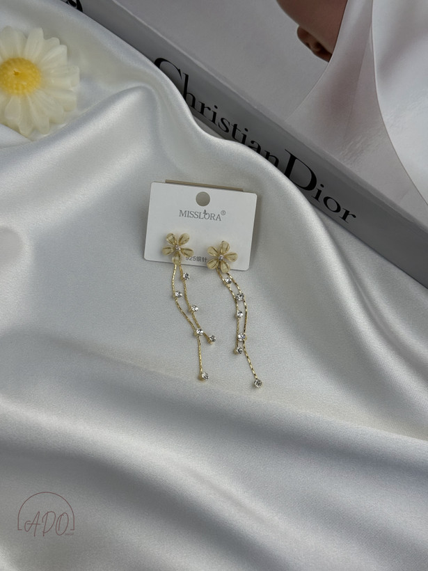 گوشواره طرح گل میخ نقره (ضد حساسیت)
